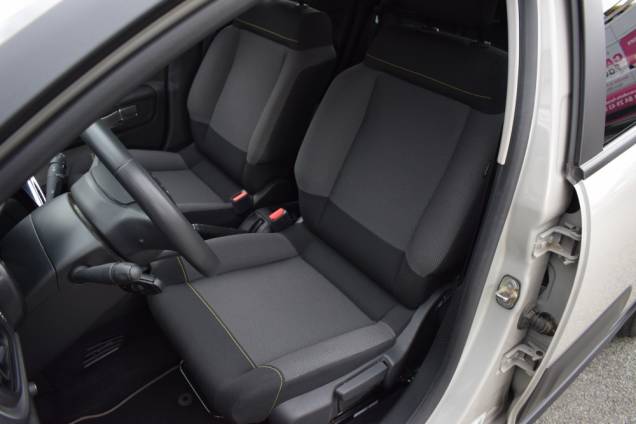 CITROËN C3 C-SÉRIES 82 CV / 50500 KM / 1ère MAIN / SUIVI COMPLET 10