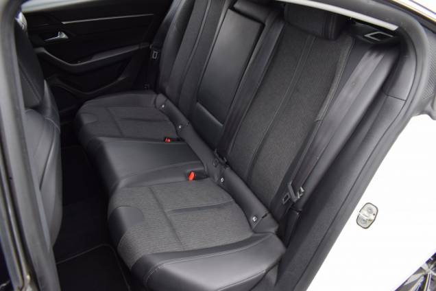 PEUGEOT 508 ALLURE BUSINESS 130 CV EAT8 / SUIVI COMPLET 10