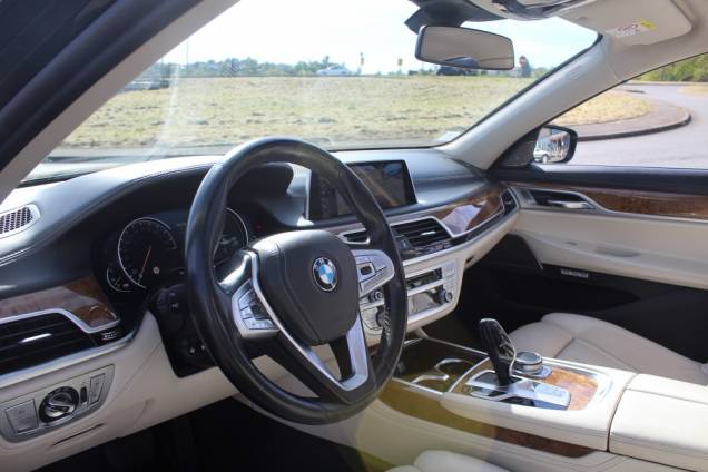 BMW SERIE 7 EXCLUSIVE 730D 265 CV XDRIVE BVA / TOIT OUVRANT / ORIGINE FRANCE 11
