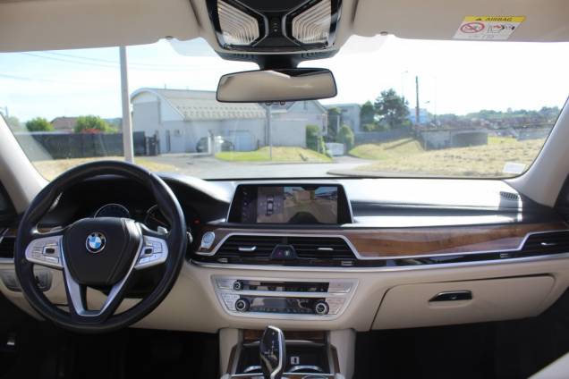 BMW SERIE 7 EXCLUSIVE 730D 265 CV XDRIVE BVA / TOIT OUVRANT / ORIGINE FRANCE 12