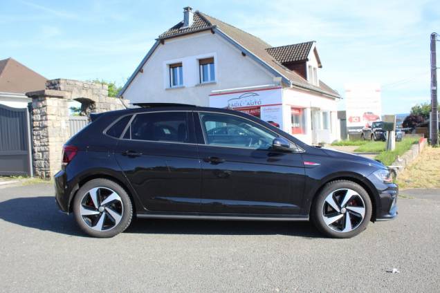 VOLKSWAGEN POLO GTI 200 CV DSG6 / TOIT OUVRANT / BEATS 4