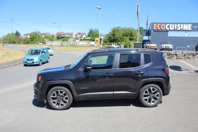 JEEP RENEGADE NIGHT EAGLE 1.6i 110 CV BVM / MOTEUR A CHAINE 2 JEEP RENEGADE NIGHT EAGLE 1.6i 110 CV BVM / MOTEUR A CHAINE 2