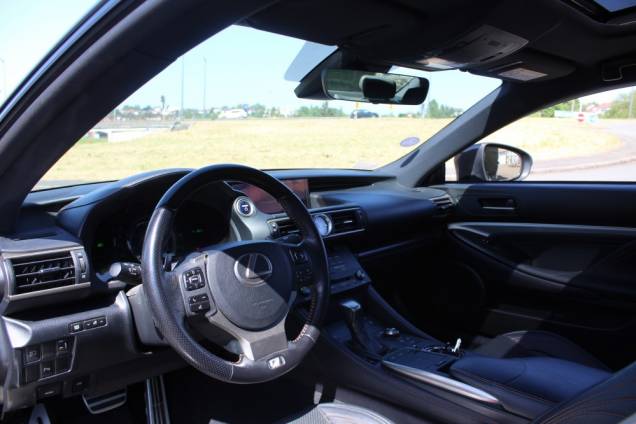 LEXUS RC 300H F-SPORT BLACK EDITION 223 CV BVA / TOIT OUVRANT / ORIGINE FRANCE 10
