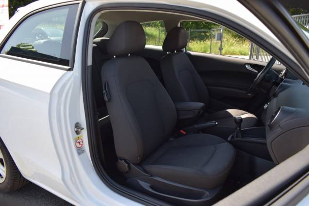 AUDI A1 1.6 TDI 105 CV / GPS / ORIGINE FRANCE 12 AUDI A1 1.6 TDI 105 CV / GPS / ORIGINE FRANCE 12
