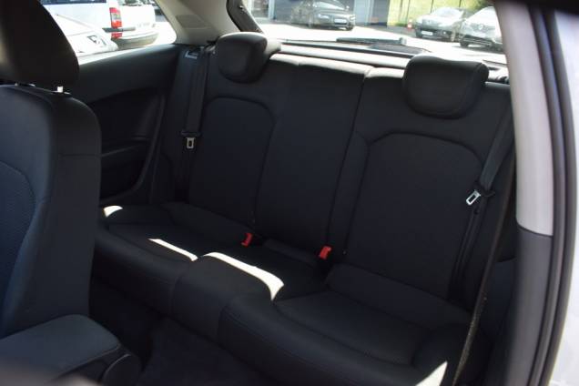 AUDI A1 1.6 TDI 105 CV / GPS / ORIGINE FRANCE 13 AUDI A1 1.6 TDI 105 CV / GPS / ORIGINE FRANCE 13