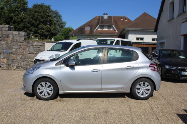 PEUGEOT 208 ACTIVE 82 CV BVM5 / ORIGINE FRANCE 4