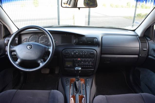 OPEL OMEGA BREAK ELEGANCE 2.5 V6 170 CV 12