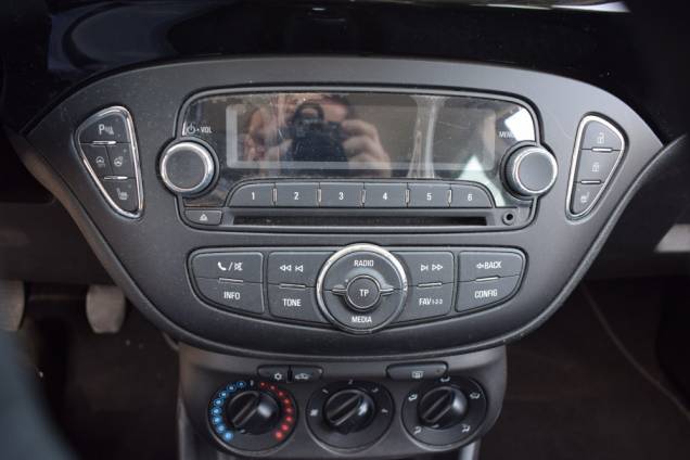 OPEL CORSA EDITION 1.4 90 CV / 1ere MAIN / 28980 KMS 16