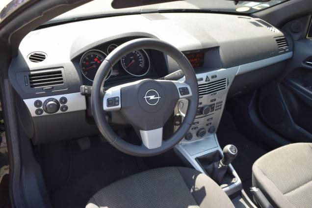 OPEL ASTRA CABRIOLET 1.6 I 115 CV / 90250 KMS  14
