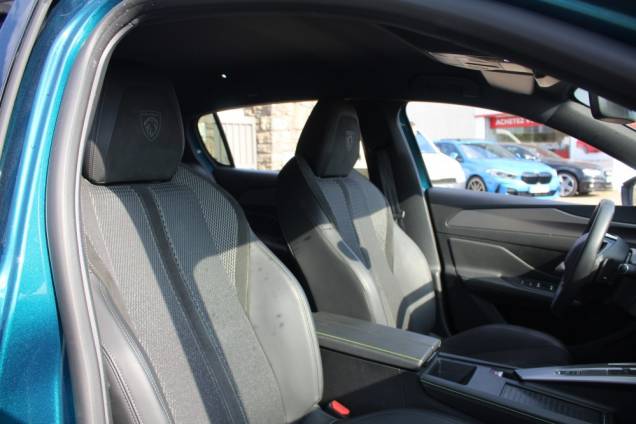 PEUGEOT 308 GT BLUEHDI 130 CV EAT8 / 1ER MAIN 12