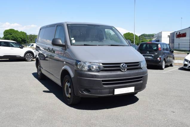 VOLKSWAGEN TRANSPORTER T5 4 MOTION FOURGON 2.0 BITDI 180 CV / ORIGINE FRANCE / ATTELAGE 2