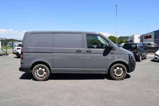 VOLKSWAGEN TRANSPORTER T5 4 MOTION FOURGON 2.0 BITDI 180 CV / ORIGINE FRANCE / ATTELAGE 8