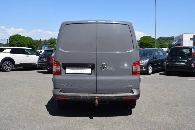 VOLKSWAGEN TRANSPORTER T5 4 MOTION FOURGON 2.0 BITDI 180 CV / ORIGINE FRANCE / ATTELAGE 6