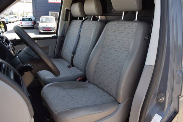VOLKSWAGEN TRANSPORTER T5 4 MOTION FOURGON 2.0 BITDI 180 CV / ORIGINE FRANCE / ATTELAGE 10