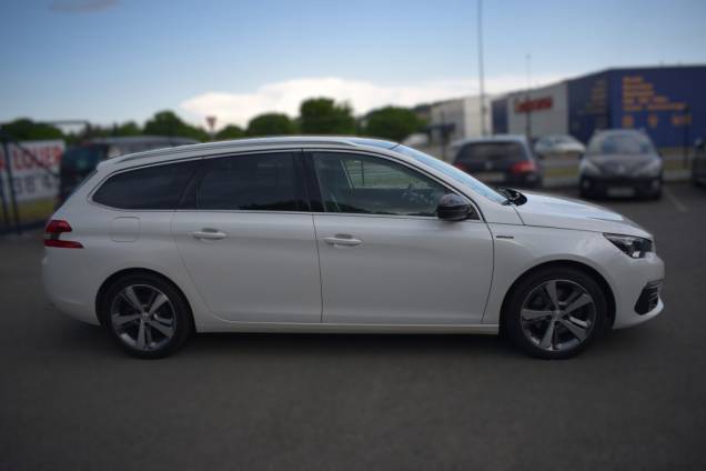 PEUGEOT 308 SW 2.0 HDI 150 CV ALLURE BUSINESS / 1ère MAIN / TOIT PANORAMIQUE/ CROCHET D'ATTELAGE 9