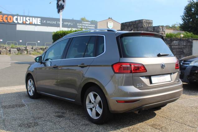 VOLKSWAGEN GOLF SPORTSVAN 1.6 TDI 110 CV BVM5  / KIT DE DISTRIBUTION FAIT 5