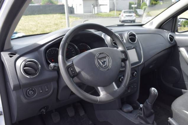 DACIA SANDERO STEPWAY PRESTIGE 90 CV BMV 9