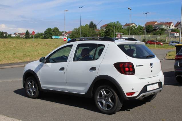 DACIA SANDERO STEPWAY TCE 90 CV BVM5 / 1ER MAIN / ORIGINE FRANCE 6