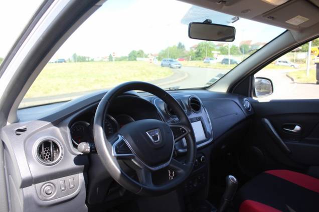 DACIA SANDERO STEPWAY TCE 90 CV BVM5 / 1ER MAIN / ORIGINE FRANCE 10