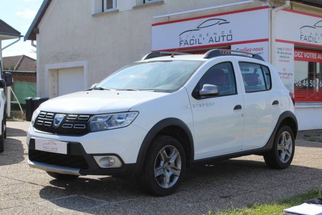 DACIA SANDERO STEPWAY TCE 90 CV BVM5 / 1ER MAIN / ORIGINE FRANCE 1