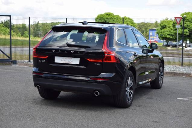 VOLVO XC 60 T8 BUSINESS EXECUTIVE 4X4 TWIN ENGINE HYBRID 2.0  390 CV / GEARTRONIC 8 / 1ere MAIN / ATTELAGE 3