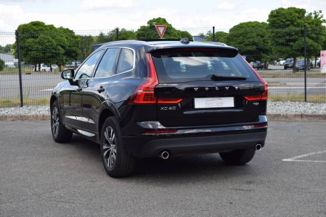 VOLVO XC 60 T8 BUSINESS EXECUTIVE 4X4 TWIN ENGINE HYBRID 2.0  390 CV / GEARTRONIC 8 / 1ere MAIN / ATTELAGE 4