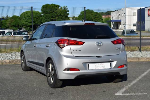 HYUNDAI I 20 EDITION MONDIAL 1.2 84 CV / 5 PORTES / 61000 KMS / ORIGINE FRANCE 4