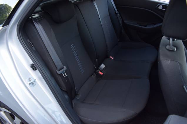 HYUNDAI I 20 EDITION MONDIAL 1.2 84 CV / 5 PORTES / 61000 KMS / ORIGINE FRANCE 21