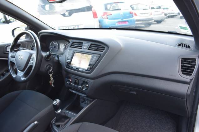 HYUNDAI I 20 EDITION MONDIAL 1.2 84 CV / 5 PORTES / 61000 KMS / ORIGINE FRANCE 22