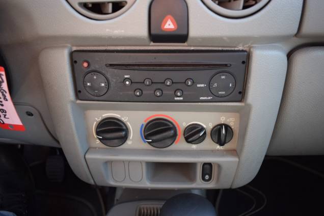 RENAULT KANGOO 1.2 I 75 CV  15