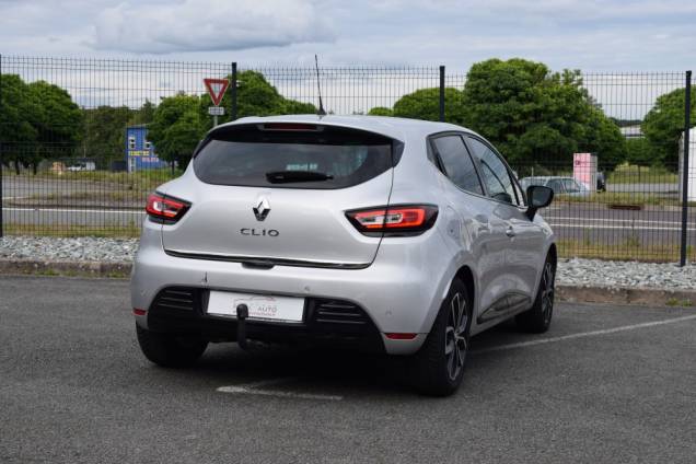 RENAULT CLIO IV INTENS 120 CV BOITE AUTOMATIQUE EDC6 / 16950 KMS / ATTELAGE 3