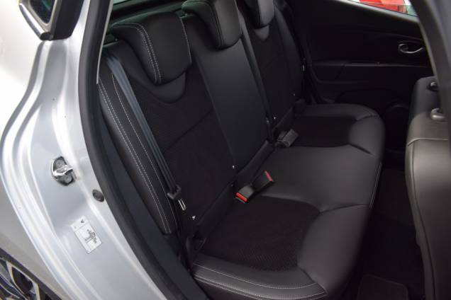 RENAULT CLIO IV INTENS 120 CV BOITE AUTOMATIQUE EDC6 / 16950 KMS / ATTELAGE 20