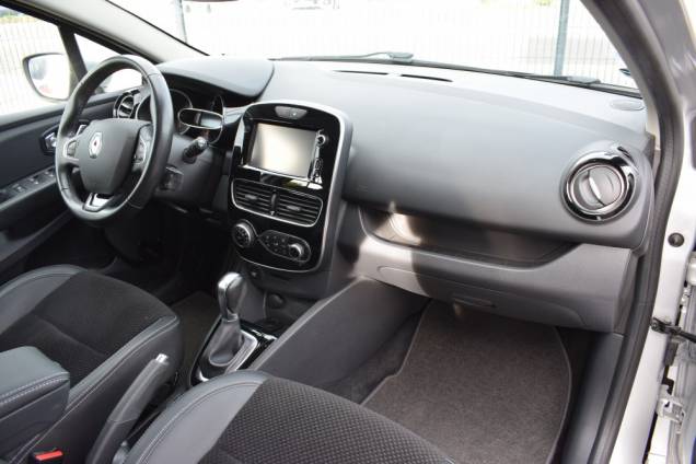 RENAULT CLIO IV INTENS 120 CV BOITE AUTOMATIQUE EDC6 / 16950 KMS / ATTELAGE 22