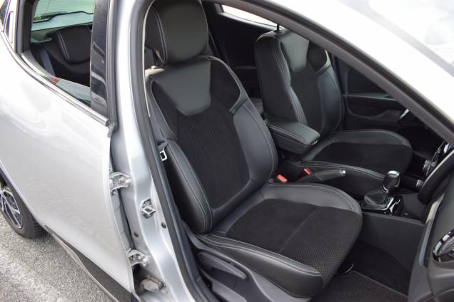 RENAULT CLIO IV INTENS 120 CV BOITE AUTOMATIQUE EDC6 / 16950 KMS / ATTELAGE 23