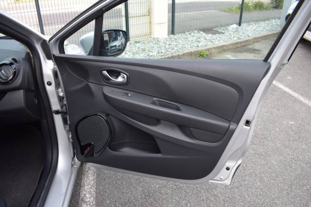 RENAULT CLIO IV INTENS 120 CV BOITE AUTOMATIQUE EDC6 / 16950 KMS / ATTELAGE 24