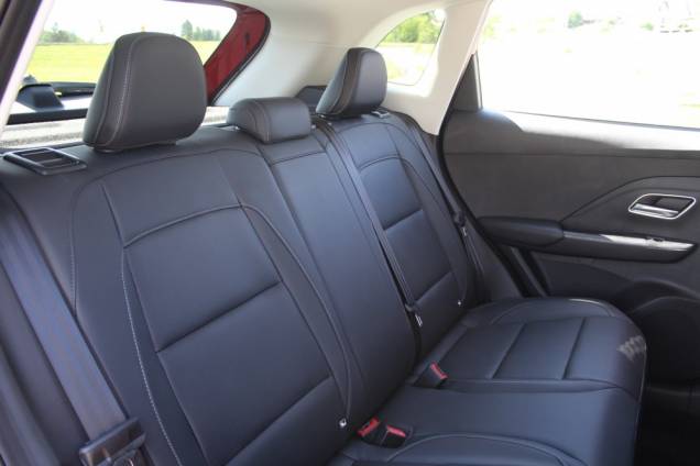 MG ZS LUXURY 1.5i HYBRID+ 197 CV BVA / 1ER MAIN 13