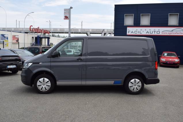 VOLKSWAGEN TRANSPORTER T6 L1 FOURGON COURT DSG7 2.0 TDI 150 CV / 1ere MAIN / ORIGINE FRANCE / ATTELAGE 8