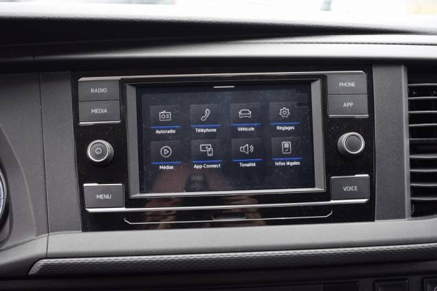 VOLKSWAGEN TRANSPORTER T6 L1 FOURGON COURT DSG7 2.0 TDI 150 CV / 1ere MAIN / ORIGINE FRANCE / ATTELAGE 14