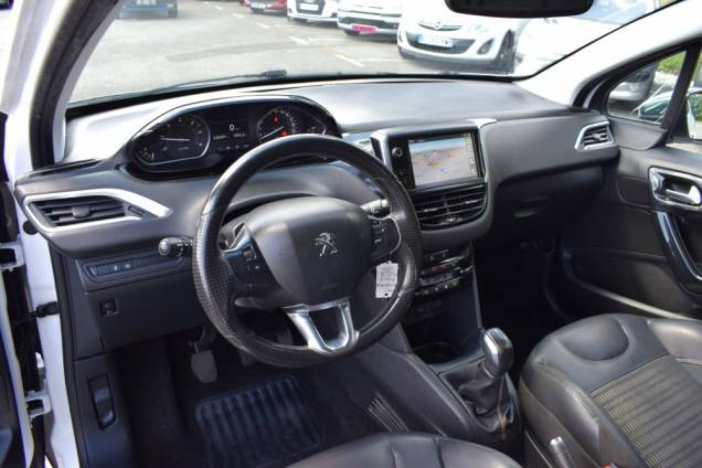 PEUGEOT 208 ALLURE 1.6 HDI 92 CV 14
