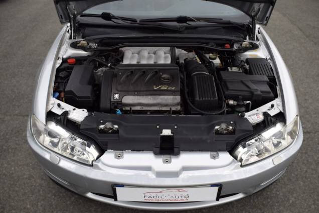 PEUGEOT 406 COUPÉ 3.0 V6 194 CV BOITE MÉCANIQUE / TOIT OUVRANT / CUIR / HIFI JBL 16