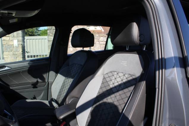 VOLKSWAGEN TIGUAN R-LINE 2.0 TDI 150 CV DSG7 4 MOTION / ORIGINE FRANCE 12