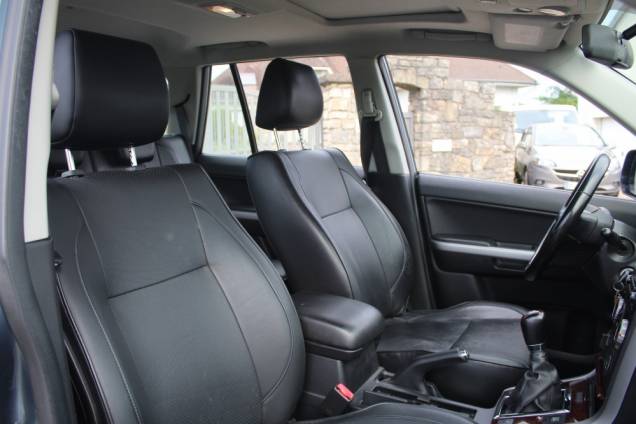 SUZUKI GRAND VITARA LUXE 1.9 DDIS 129 CV 4X4 / TOIT OUVRANT / ORIGINE FRANCE 11