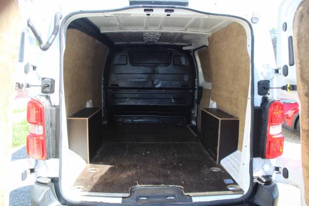 PEUGEOT EXPERT LONG PREMIUM 2.0 BLUEHDI 120 CV BVM6 / ORIGINE FRANCE 14