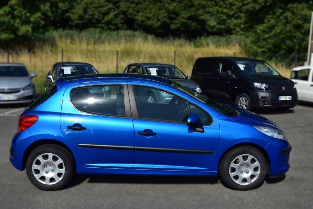 PEUGEOT 207 1.4 16 V 90 CV 5 PORTES 8