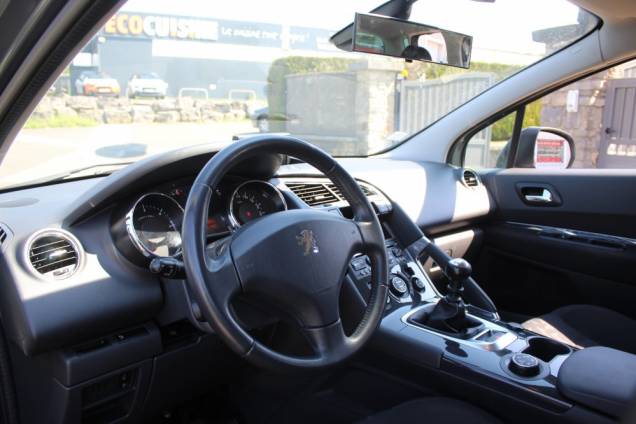 PEUGEOT 3008 1.6 HDI 112 CV BVM6 / ORIGNE FRANCE 8