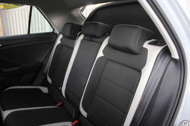 VOLKSWAGEN T-ROC CARAT 2.0 TDI 150 CV DSG 4 MOTION / ORIGINE FRANCE 13