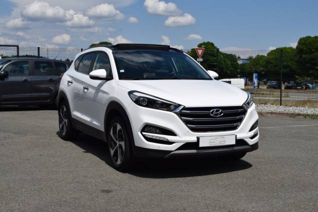 HYUNDAI TUCSON EXECUTIVE 1.7 CRDI 116 CV / ORIGINE FRANCE / TOIT OUVRANT PANORAMIQUE / ATTELAGE 2