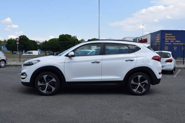 HYUNDAI TUCSON EXECUTIVE 1.7 CRDI 116 CV / ORIGINE FRANCE / TOIT OUVRANT PANORAMIQUE / ATTELAGE 8