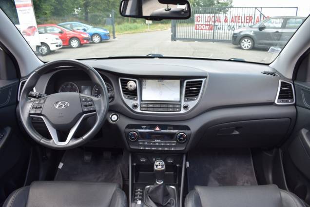 HYUNDAI TUCSON EXECUTIVE 1.7 CRDI 116 CV / ORIGINE FRANCE / TOIT OUVRANT PANORAMIQUE / ATTELAGE 19