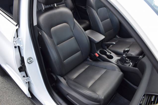 HYUNDAI TUCSON EXECUTIVE 1.7 CRDI 116 CV / ORIGINE FRANCE / TOIT OUVRANT PANORAMIQUE / ATTELAGE 26